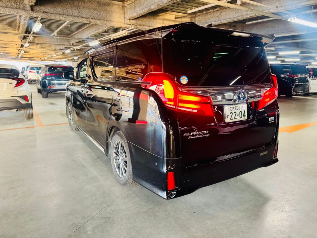 Alphard hybrid (9)