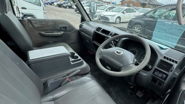 Mazda Bongo Truck