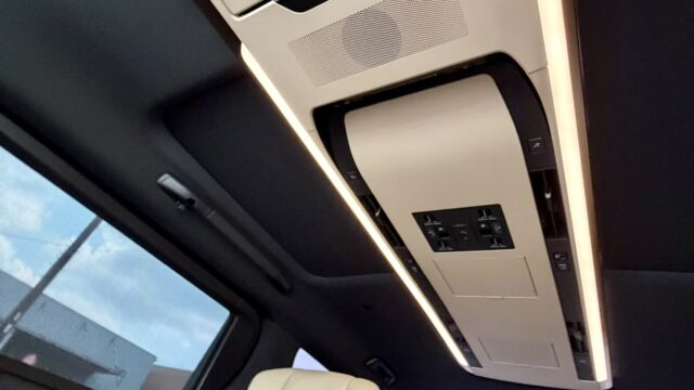 Totyota Alphard (5)
