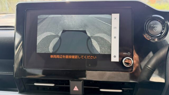 Toyota Voxy (3)