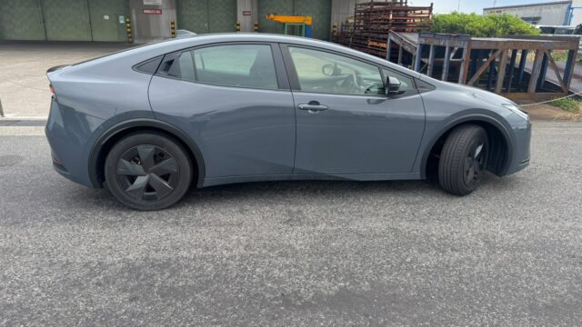 Toyoya Prius U (2)