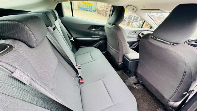 Toyoya Prius U (3)